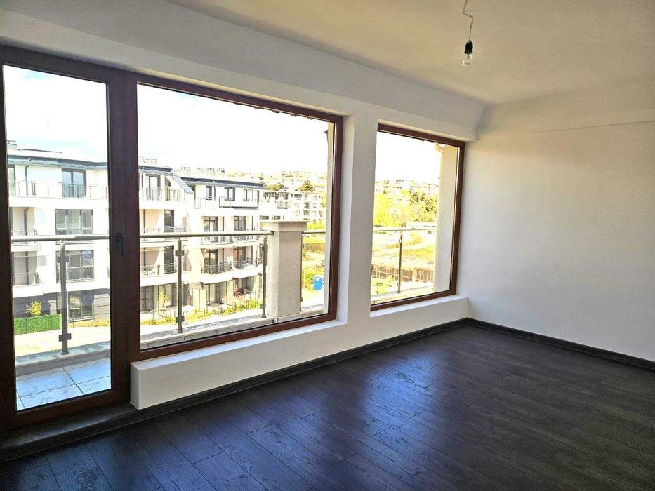 Продава се Тристаен апартамент в Созопол - 159 кв.м за 1101 €/кв.м - Снимка #10