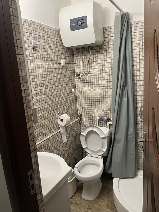 Inchiriez garsoniera