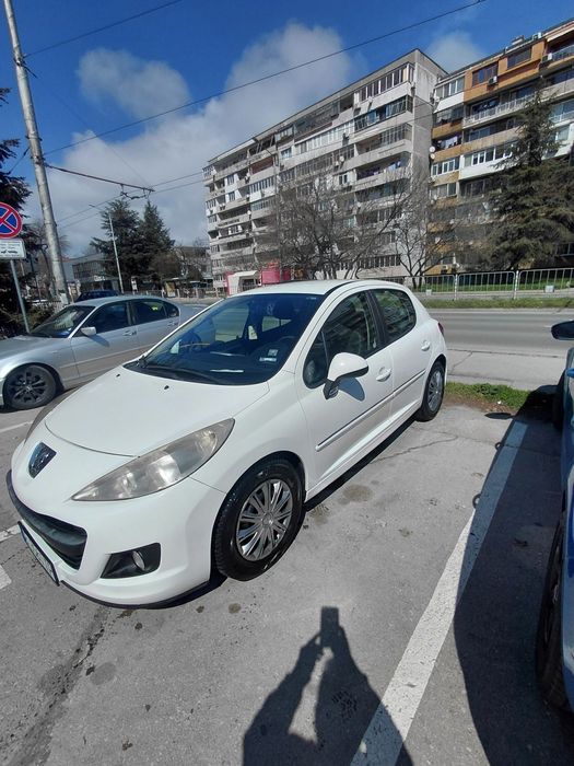 Продавам Peugeot 207+