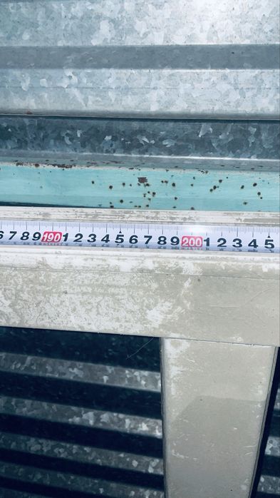 Продам две пластиковые двери