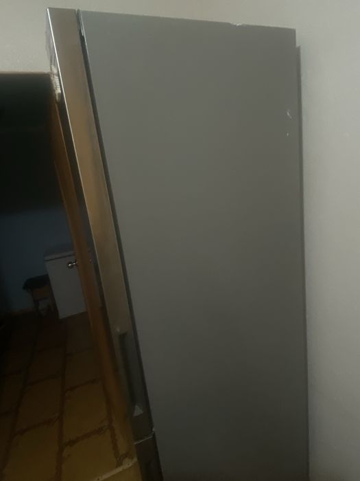 Холодильник на запчасти
