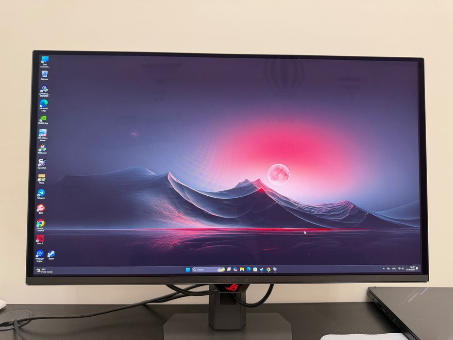 Монитор игровой Asus oled
