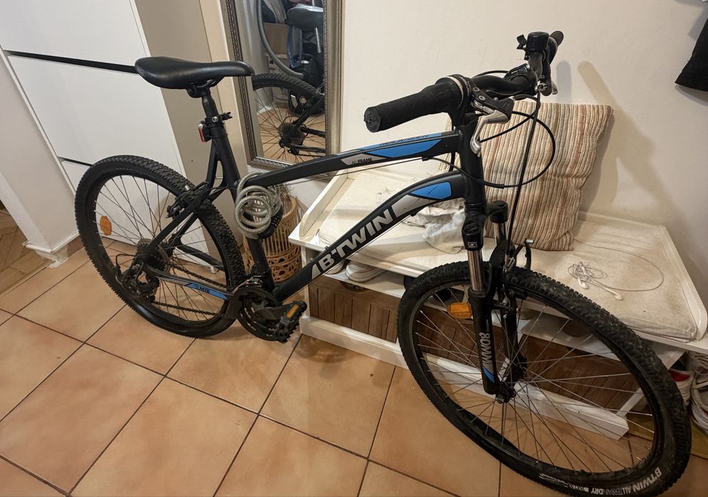 Vand doua biciclete
