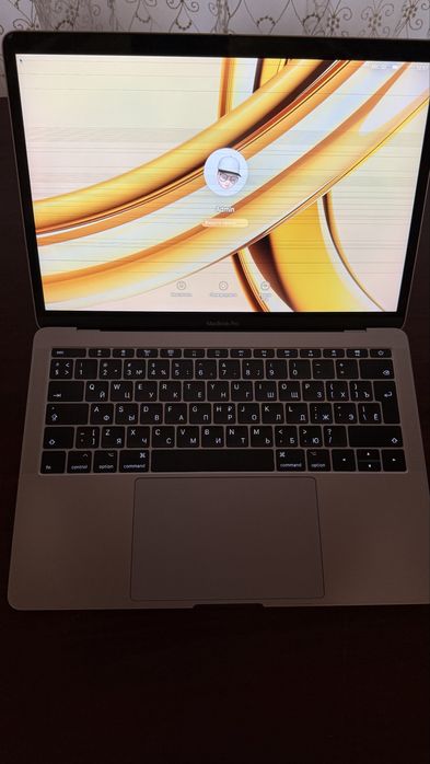 Продам macbook pro 2017 sotiladi