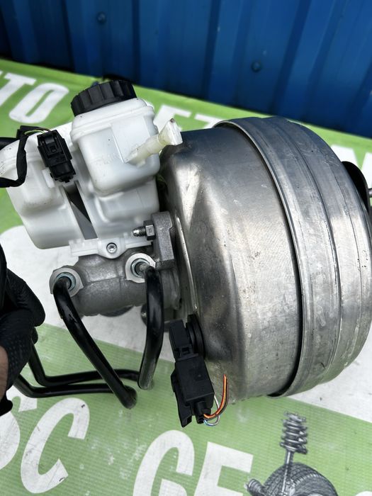 Pompă frână , servofrână centrală completă BMW G20