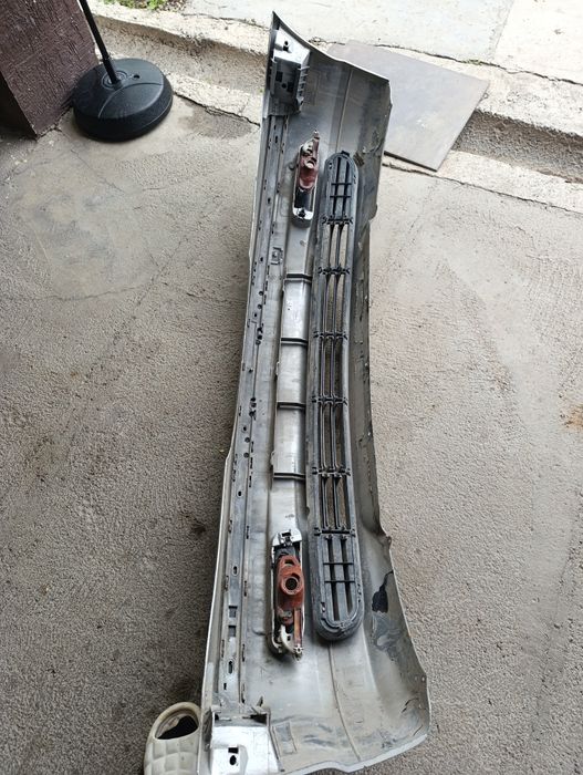 Бампер Е46 оригинал передний BMW