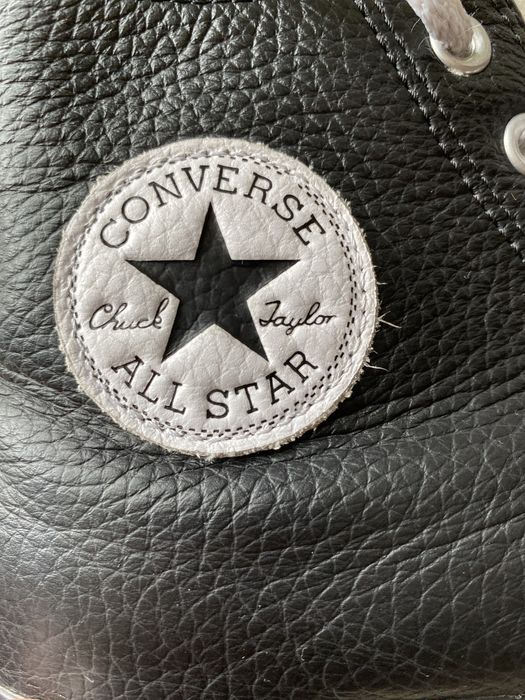 Vând Converse Negrii de Piele Cu Blană 42,5