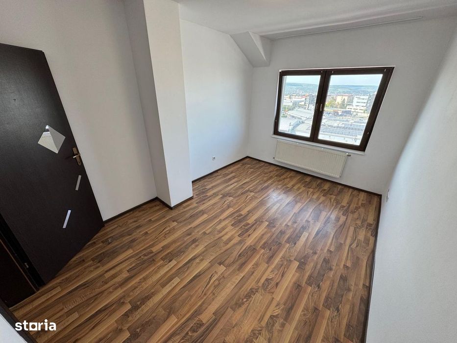Vand apartament 3 camere Buna Ziua