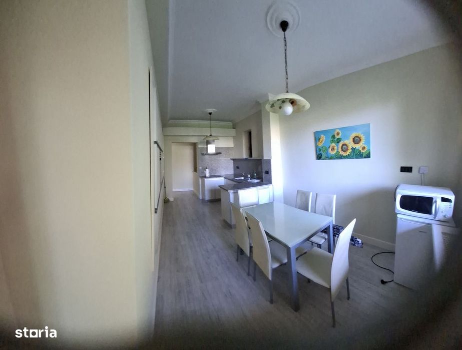 Apartament 2 camere, balcon, Centru Arad