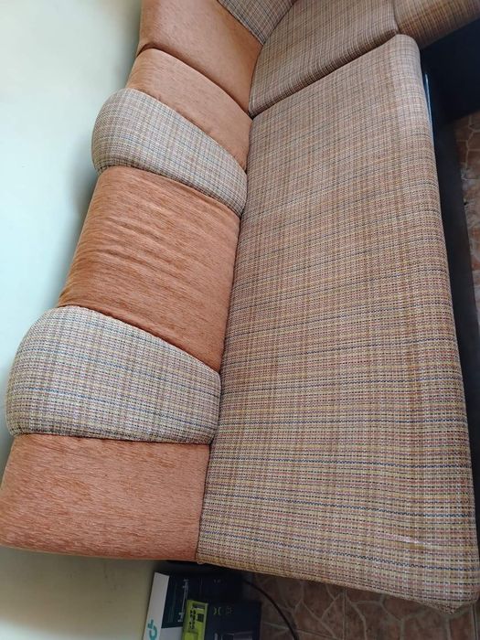 Пране на тапицерии Пазарджик - Rainbow Glitter