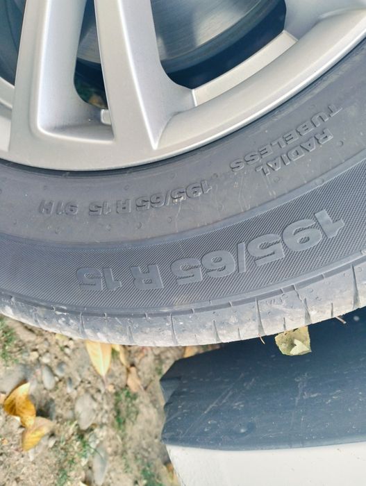 Диски с шинами продается