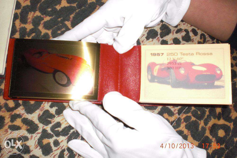 FERRARI cu Paginile in Foite de AUR de 24 K, Ocazieeeeeeeeeeee-rara
