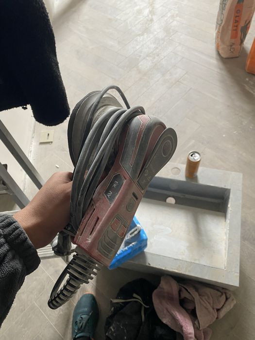 Продам шлифмащинку