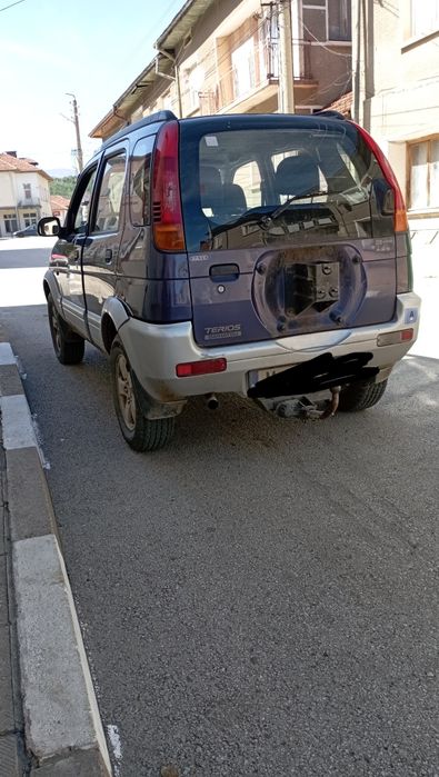 Продавам Дайхацу териос 1.3 само на Части