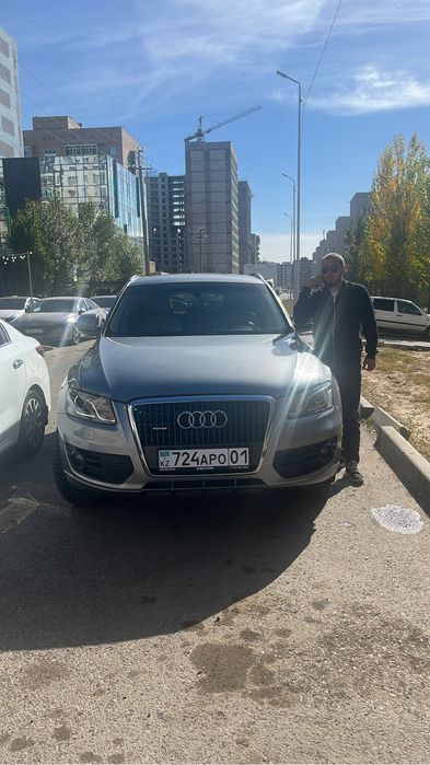 Срочно продам ауди Q5