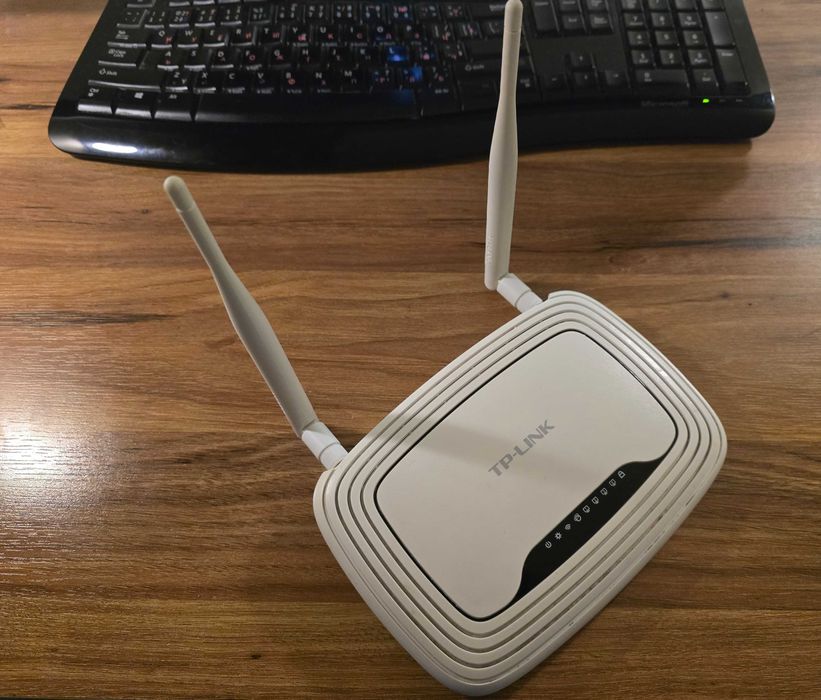 Безжичен рутер TP-LINK TL-WR843ND
