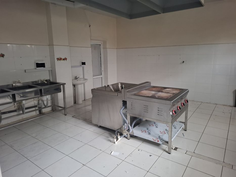 Oshxona ijaraga beriladi