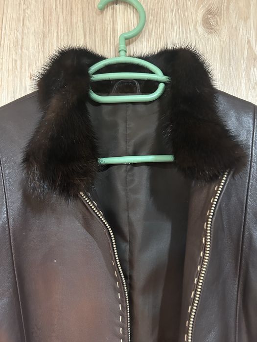 Страхотно кожено яке с якичка от норка