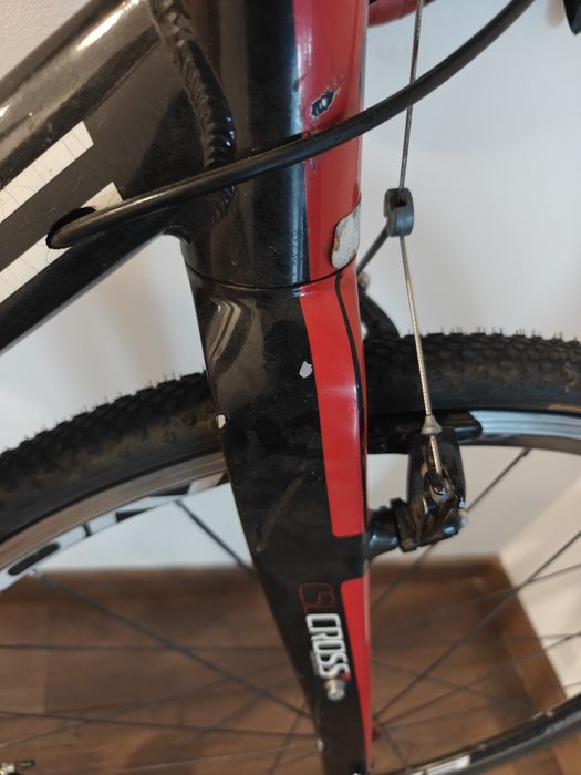 Bicicleta Cube Cross Race