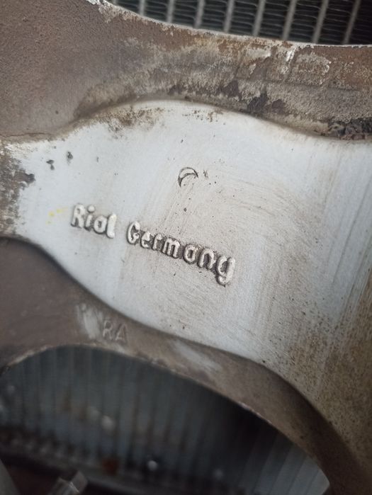 Продам диски r16 et35