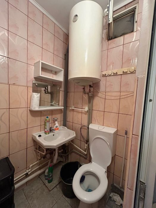 Chirie           GARSONIERA