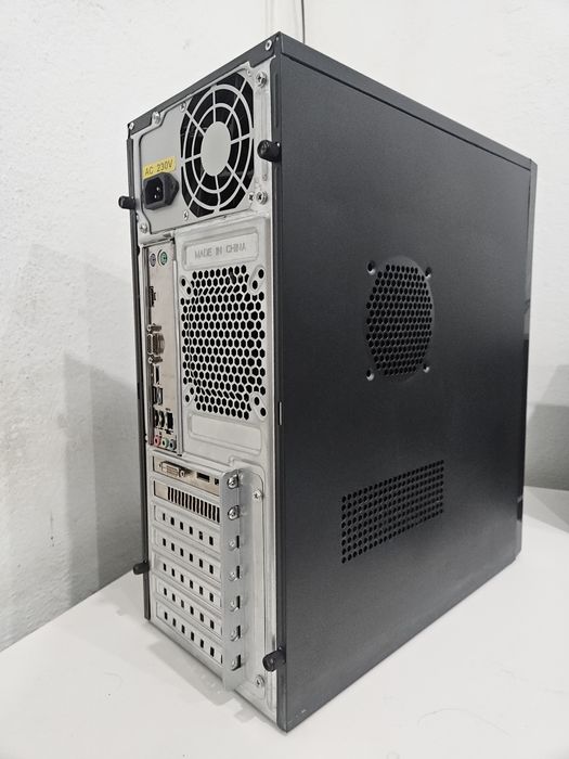 Antikrizis "igravoy" kompyuter (faqat keys) sotiladi