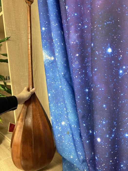 Продам домбру из красной берёзы