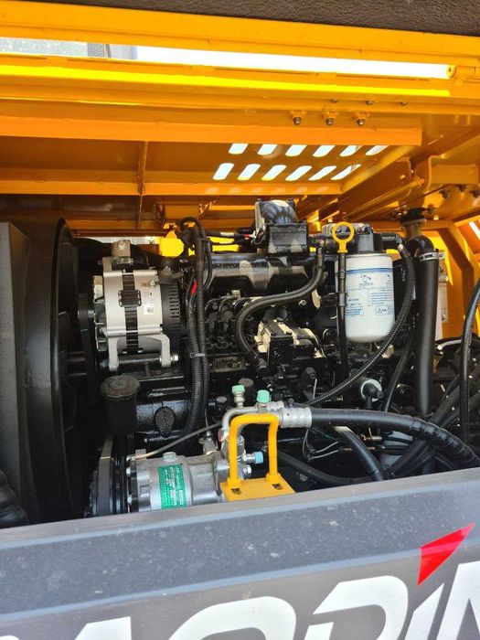 Экскаватор колесный BAODING 0,3 в наличии