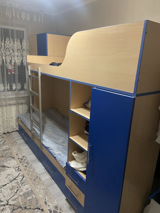 Продам двух яросную кровать