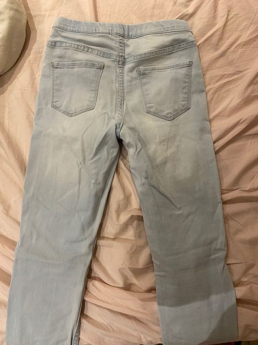 Светли дънки за деца на 9-10 годишна възраст