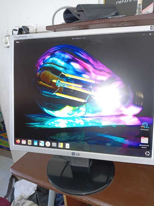 Монитор LG Flatron L1953S-SF 19