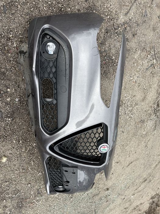 Предна броня Alfa Romeo Stelvio 2019год.