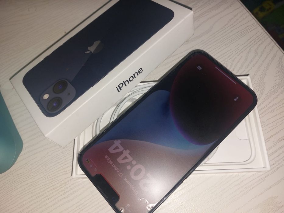 iPhone 13 с горантией
