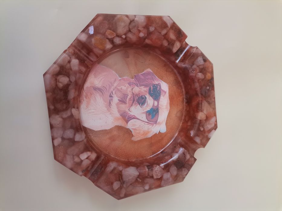 Пепелници от епоксидна смола