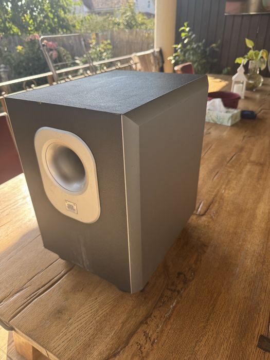 Subwoofer activ JBL SUB 140/230