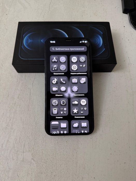 Айфон 12 pro в хорошем состоянии.