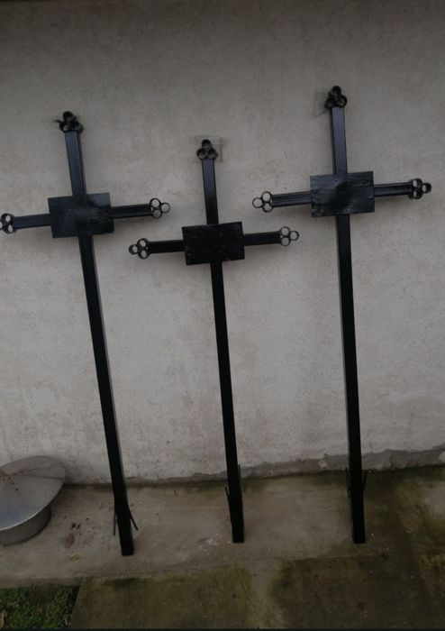 Cruce alba beton,cruce din fier,cruce ciment alb,cruci