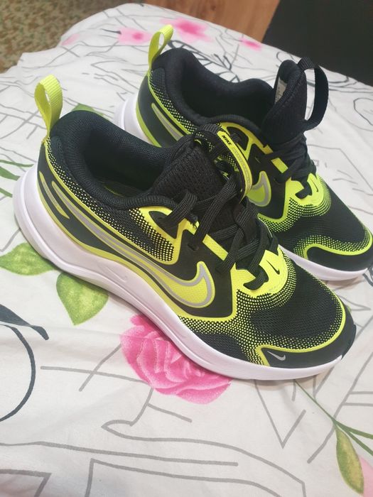Nike 35noner custo novi