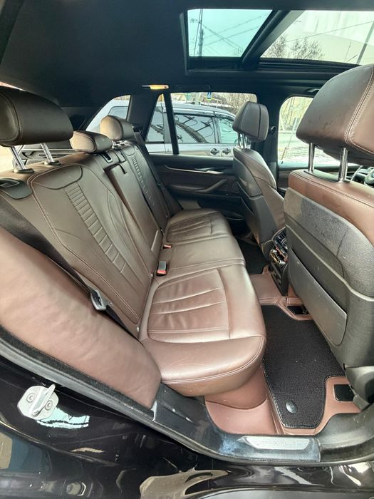 Продам машину в идеальном состояние