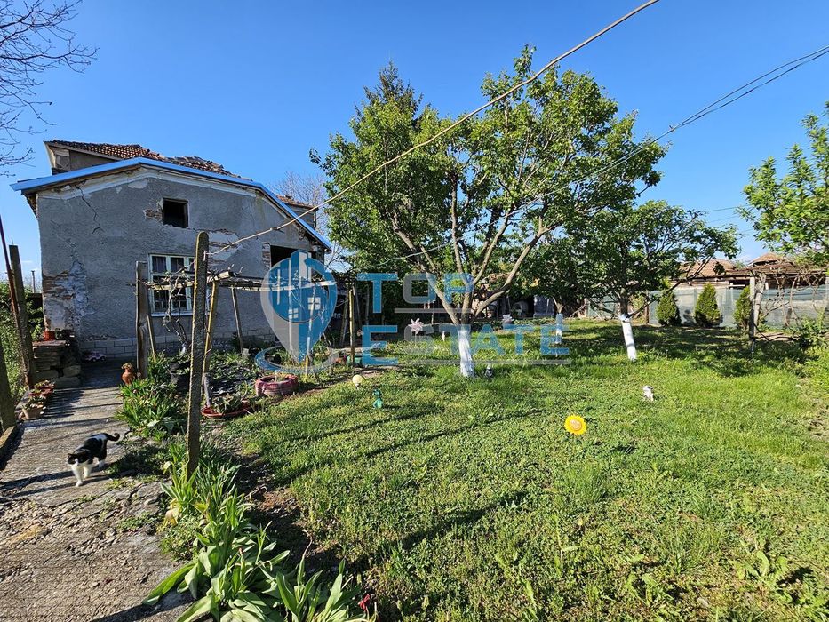 Продава се Къща в с. Козаревец, Област Велико Търново - 220 кв.м за 137 €/кв.м - Снимка #3