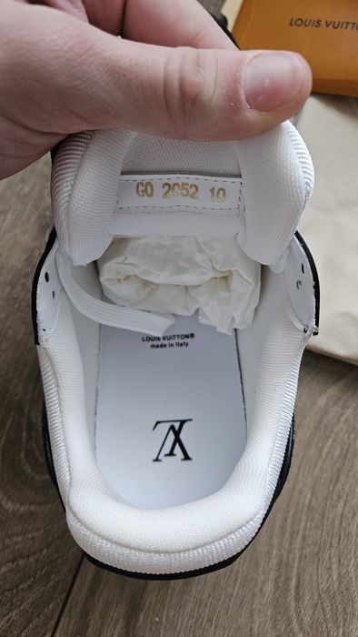 Louis Vuitton Trainers Black and White