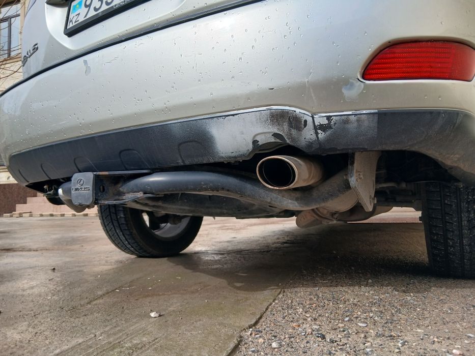 Продам штатный фаркоп на Лексус Рх 330