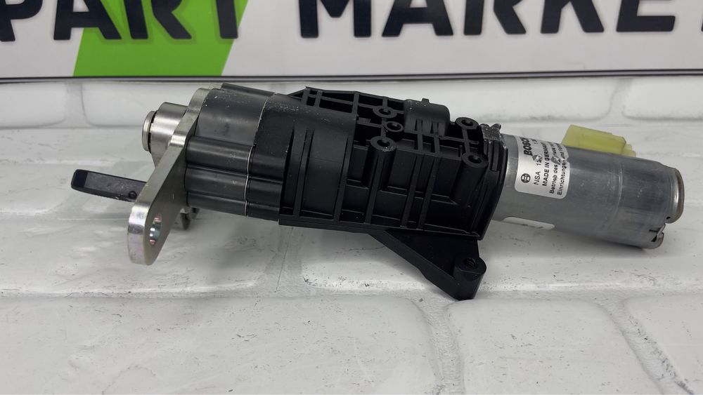 Комплект Моторчета Автоматичен Багажник AUDI Q7 4M 4M0827852A