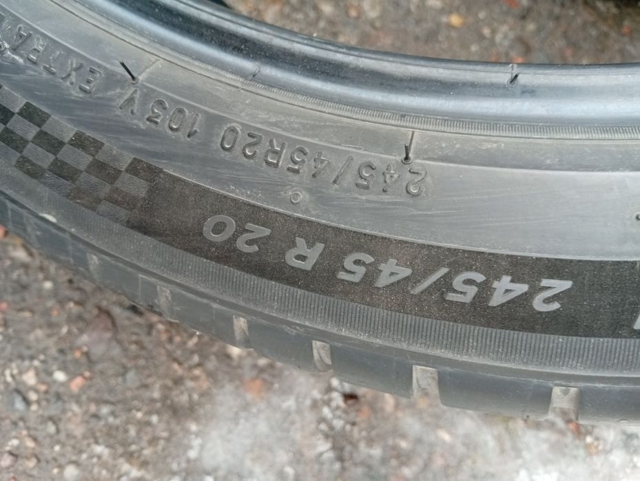 Michelin 245/45/20 2ta dona