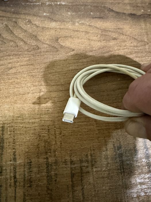 Vand cablu original pt Iphone