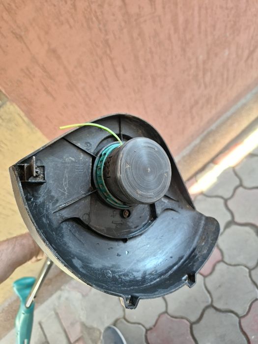 Trimer electric Bosch