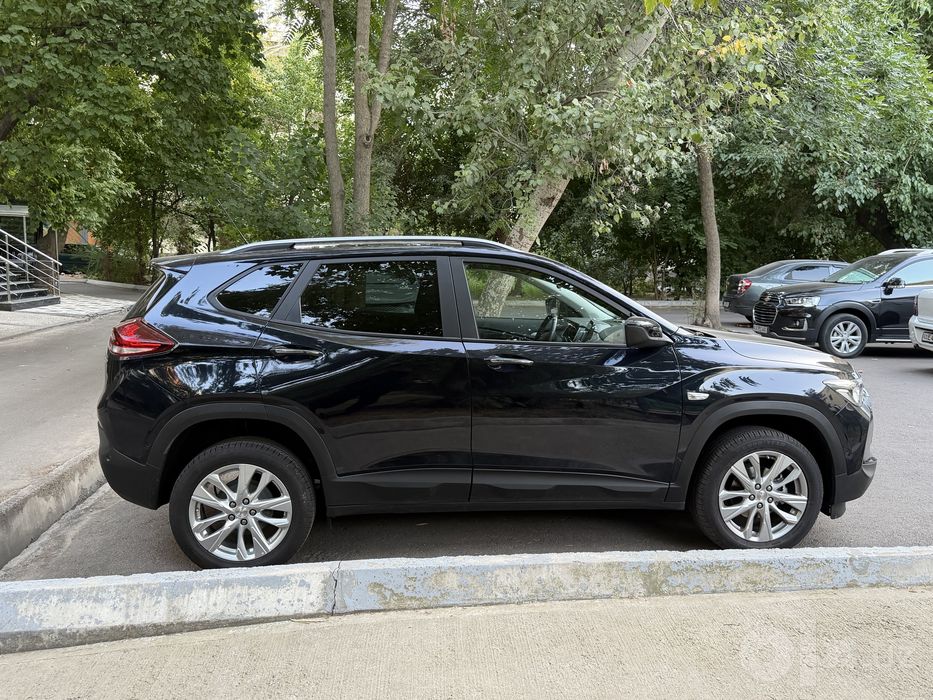 Tracker 2 LTZ 2024