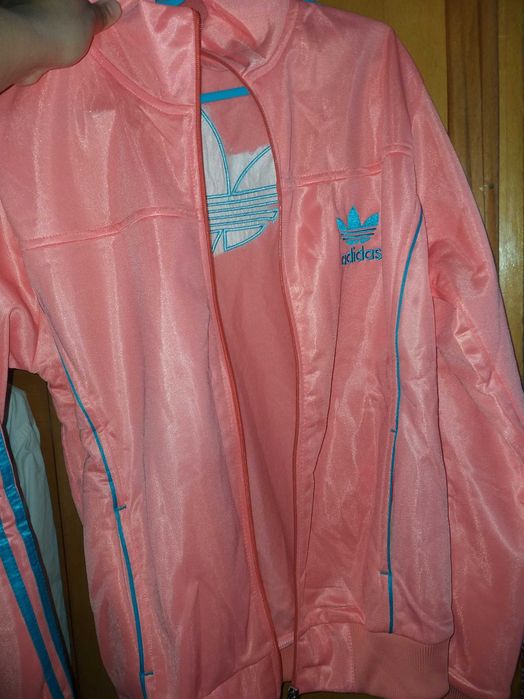 Trening Adidas de dama marimea M NOU