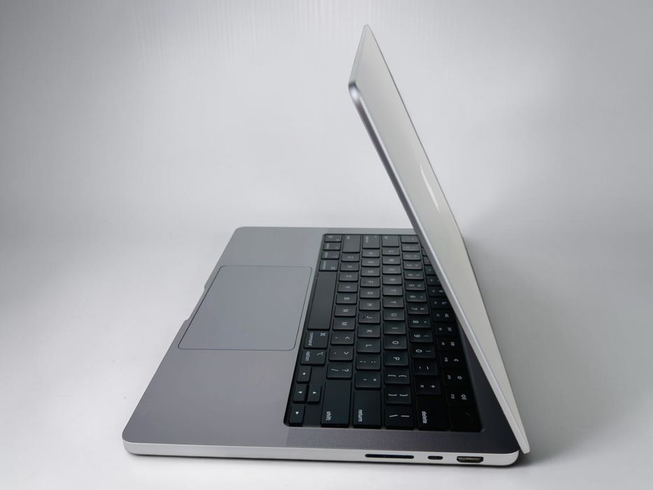 Apple MacBook Pro 14'' M1 Max 64RAM 1TB SSD Отличен! Гаранция!