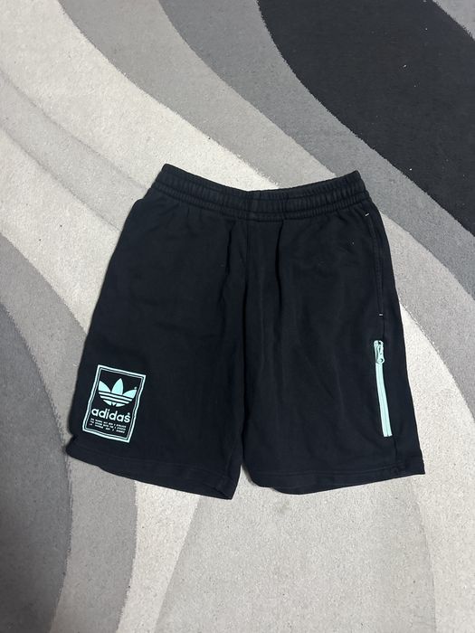 Мъжки къси панталони Adidas